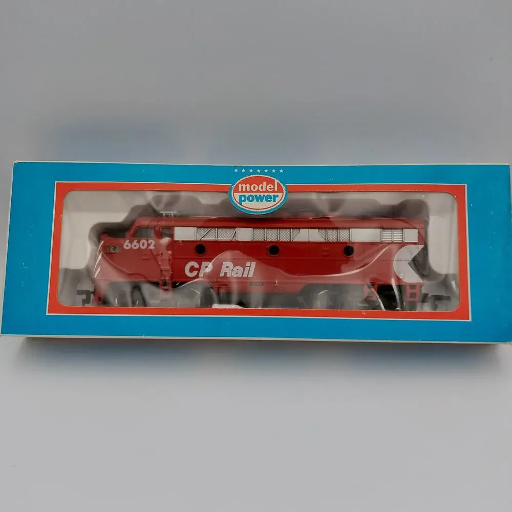 Vintage Model Power HO Scale CP Rail F9 Diesel Locomotive 6602 Red Train Toy